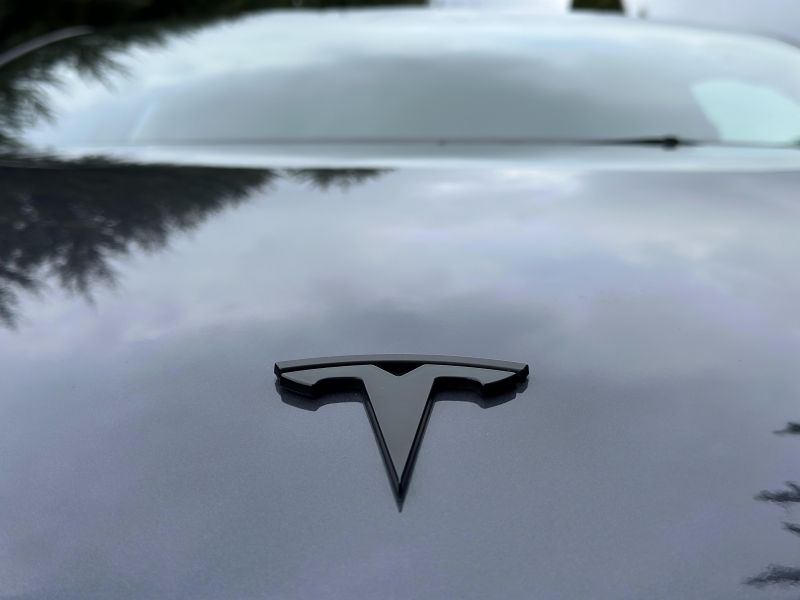 31-03-2026_tesla-model-3_35979