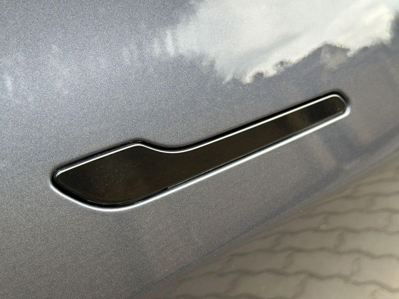 31-03-2026_tesla-model-3_35979