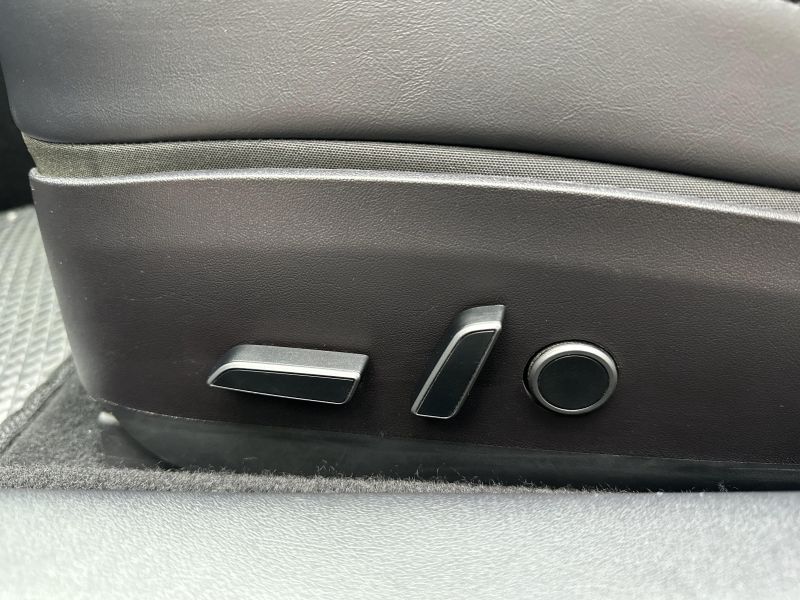 31-03-2026_tesla-model-3_35979