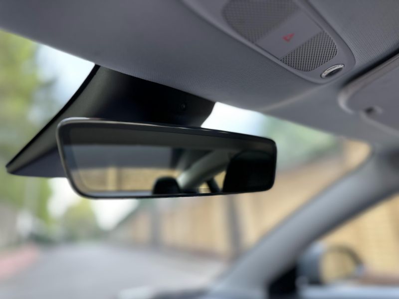 31-03-2026_tesla-model-3_35979