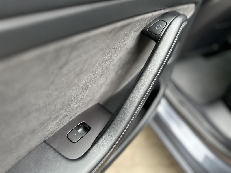 31-03-2026_tesla-model-3_35979