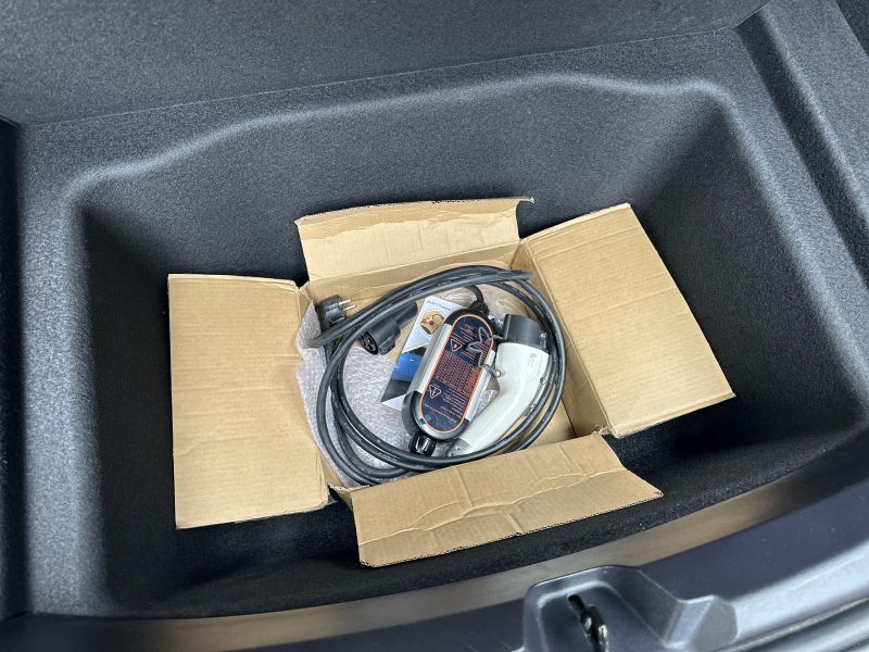 31-03-2026_tesla-model-3_35979