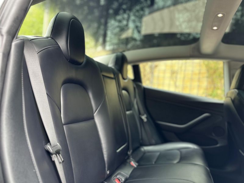 31-03-2026_tesla-model-3_35979