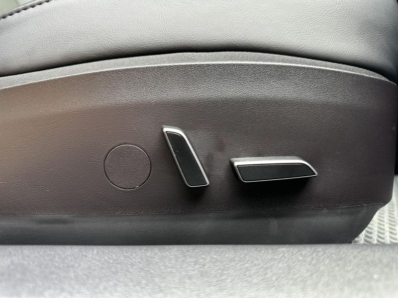 31-03-2026_tesla-model-3_35979